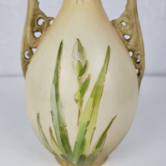 Turn Teplitz Bohemia Vase Ivory Floral Porcelain Amphora Elegant Art Nouveau 9" - Picture 14 of 16